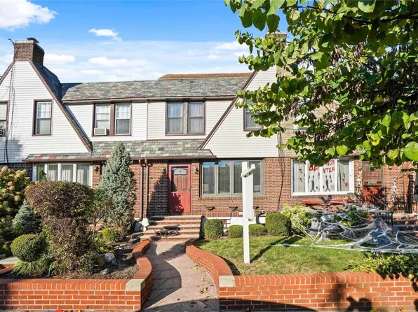 65-08 77th Place, Middle Village, NY 11379