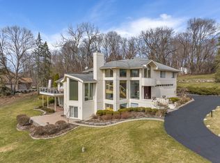 86 Whysall Ln, Bloomfield Hills, MI 48304