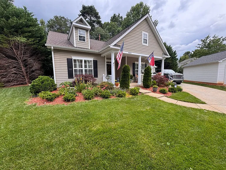 9909 Adelie Ct — Photo 3