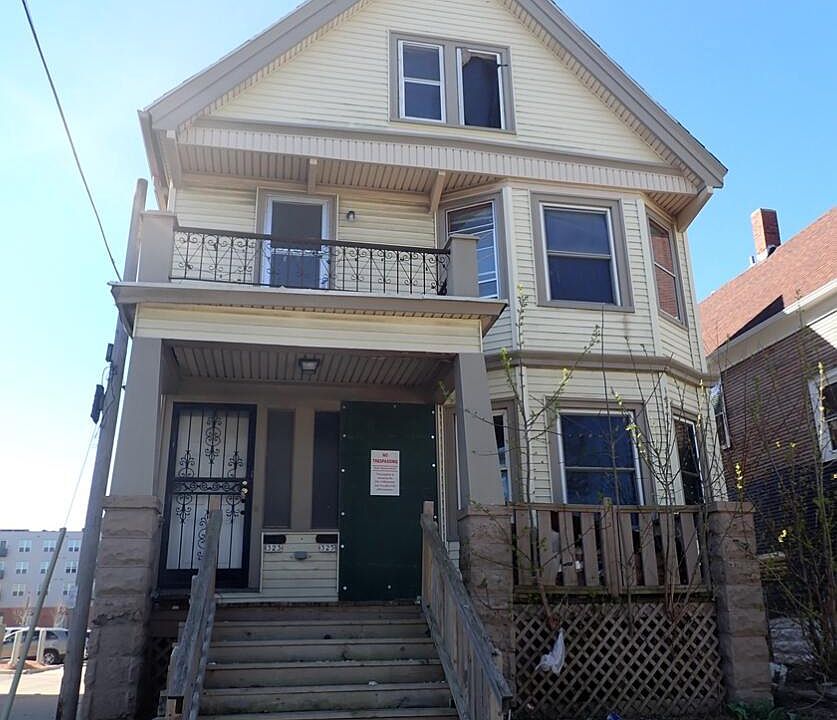 1st image of 323 W Chambers STREET #325