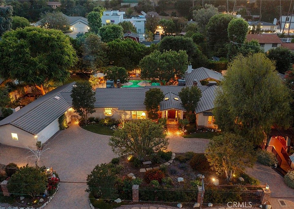 1st image of 5425 Oakdale Ave