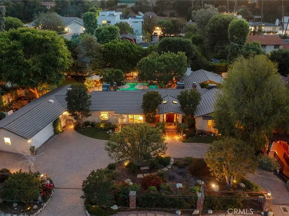 5425 Oakdale Ave, Woodland Hills, CA 91364
