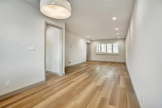 3283 Fronda Dr — Photo 14