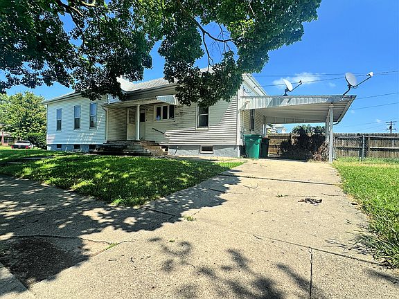 3rd image of 211 W Grant St