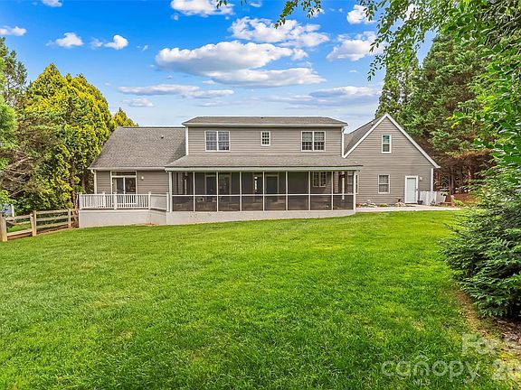 2nd image of 6 Southbrook Dr