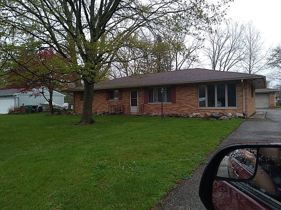 2nd image of 20803 Louise Ln
