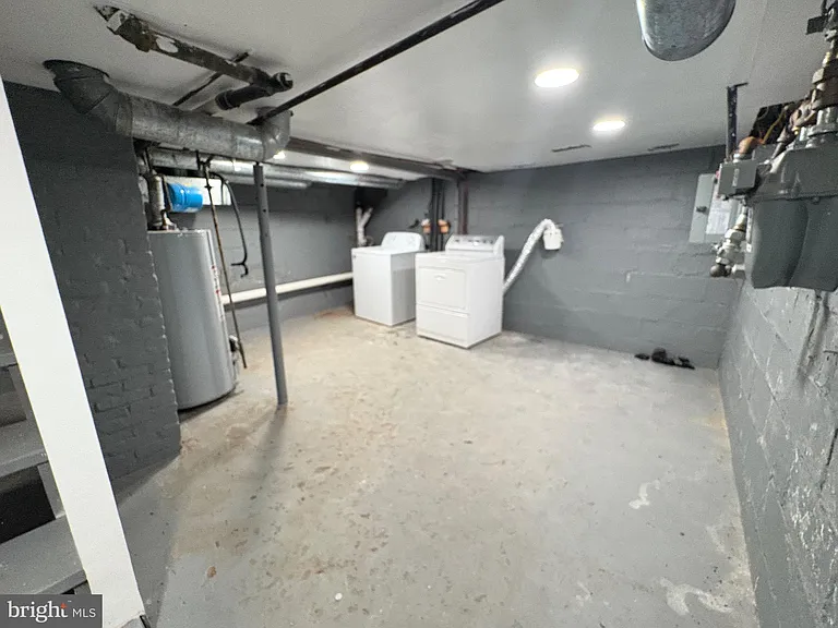 2713 Hammonds Ferry Rd — Photo 10
