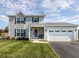 851 Providence Dr, Algonquin, IL