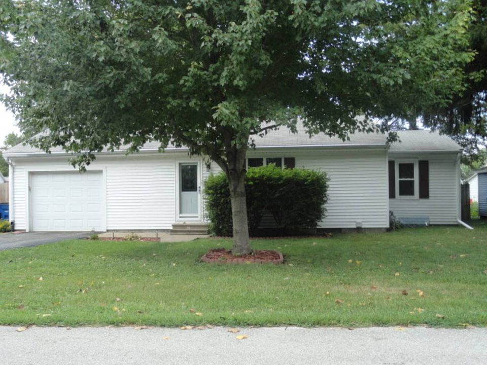 1st image of 208 W 9th Ave