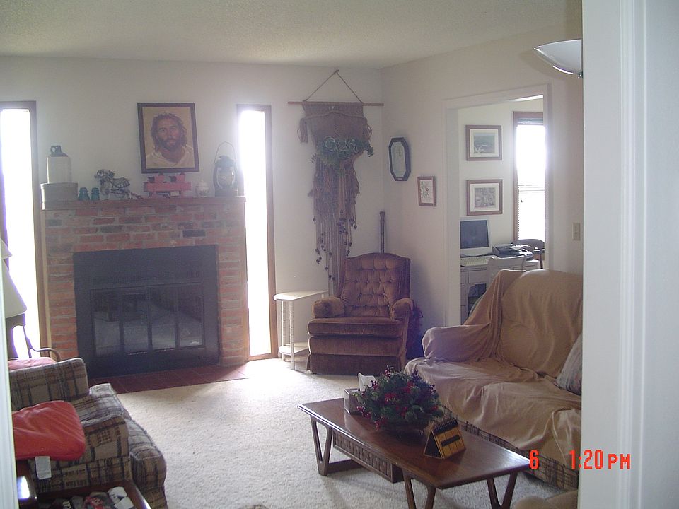 2nd image of 11109 Cottontail Ln