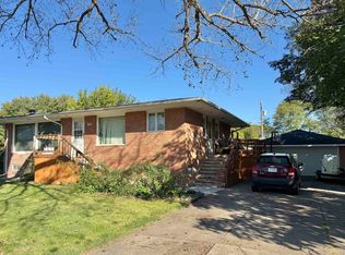 2621 Cedarberry Rd., North Platte, NE 69101