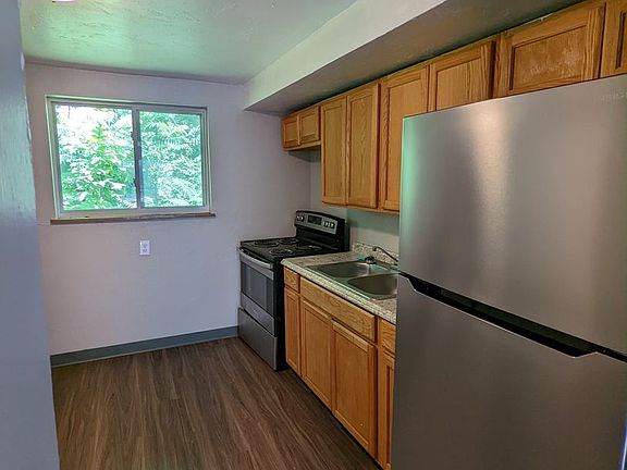 4th image of 1705 Lynn Ave APT D
