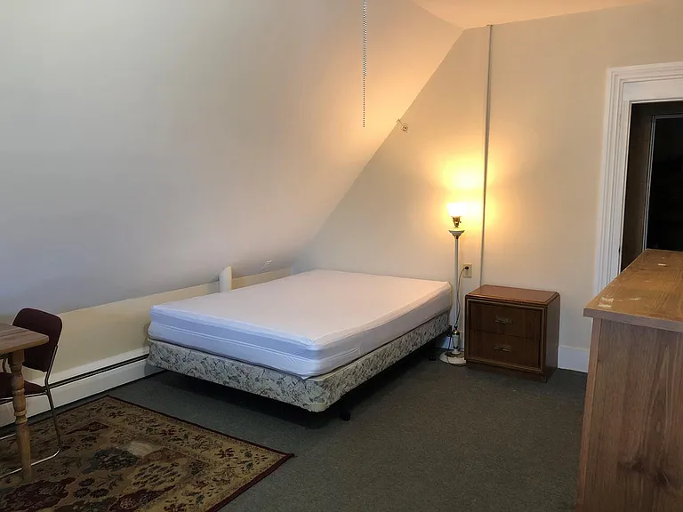 256 Main St #8 — Photo 2