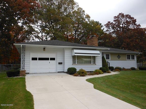 2nd image of 3462 Brentwood Dr