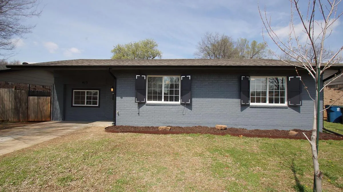 413 Winding Lane - 1 — Photo 1