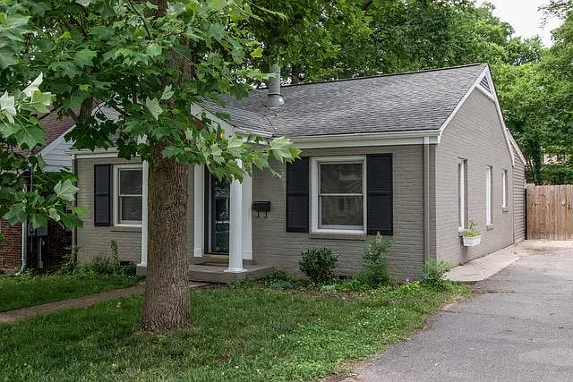 2518 Sunset Pl — Photo 25