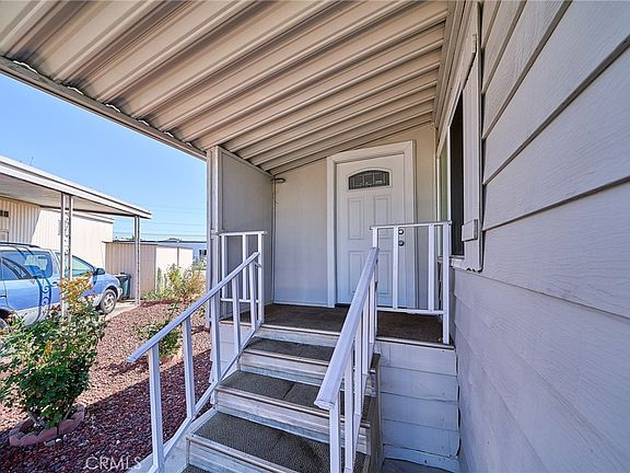 4th image of 1201 W Valencia Dr Space 97