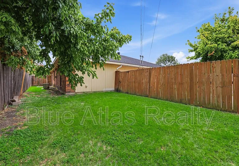 2601 Stanford St #B — Photo 14