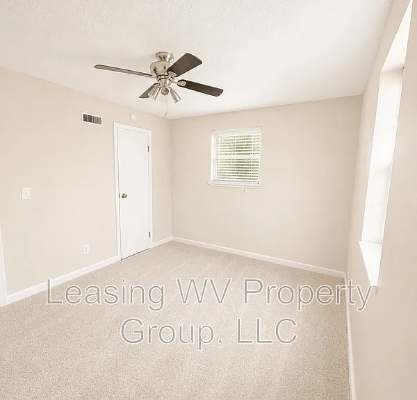 39 Beaver Dr — Photo 8