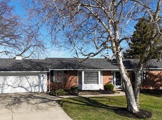 2711 Merriweather Rd, Sandusky, OH 44870