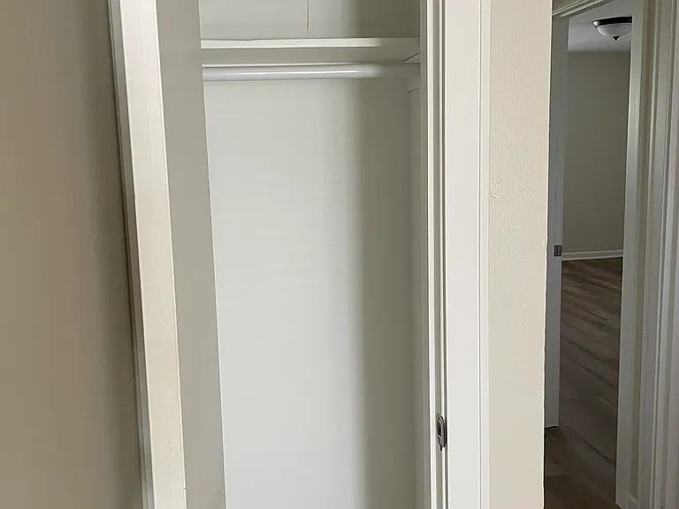 4513 Grove Ave #6 — Photo 6