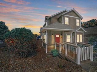 1845 NW 30th St, Lincoln City, OR