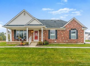 2404 Riversedge Dr #93, Saline, MI 48176