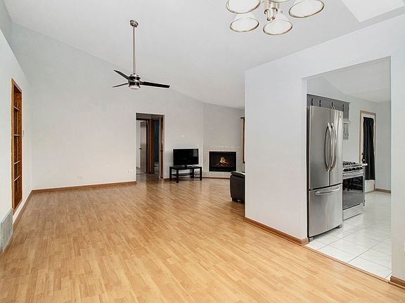 3rd image of 6650 183rd St APT 3B