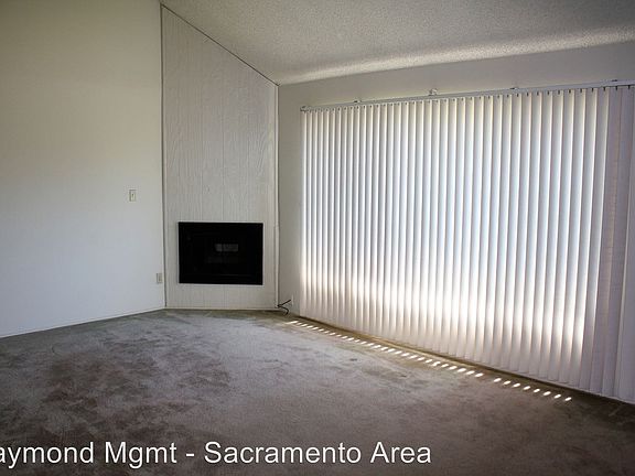 4th image of 837 Carro Dr APT 5