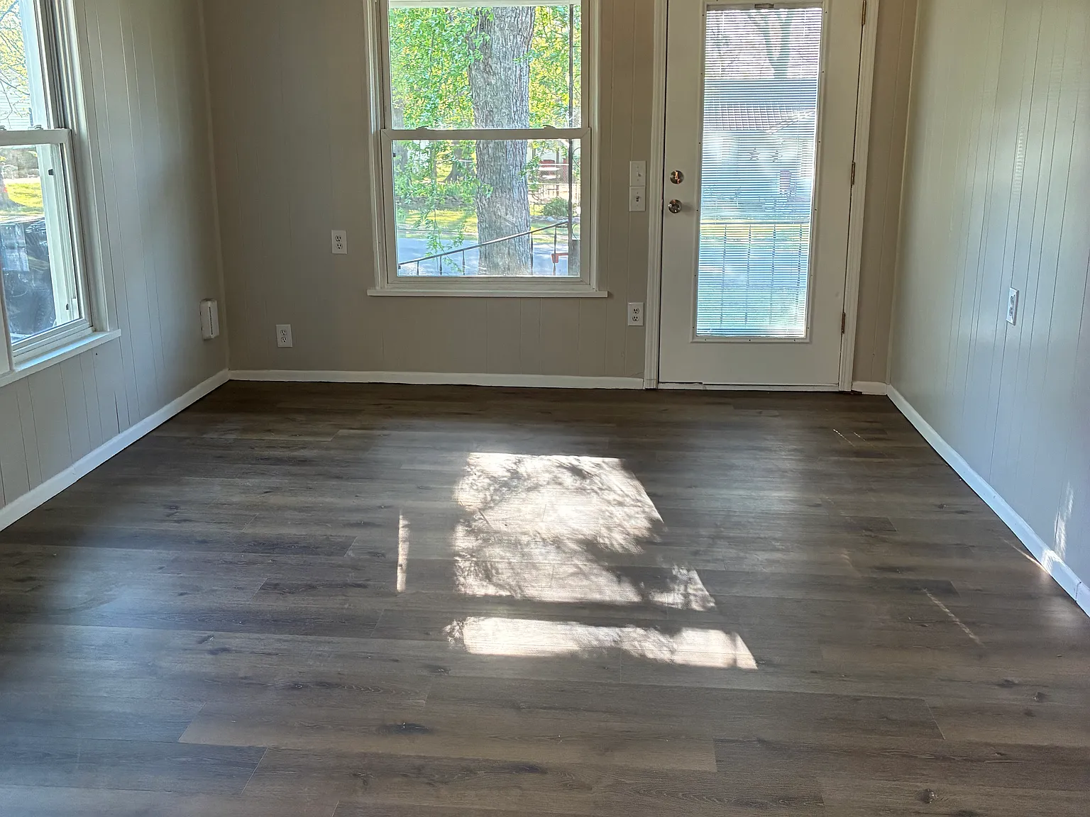 2 bed, 928 sqft, $1,000 — Photo 3