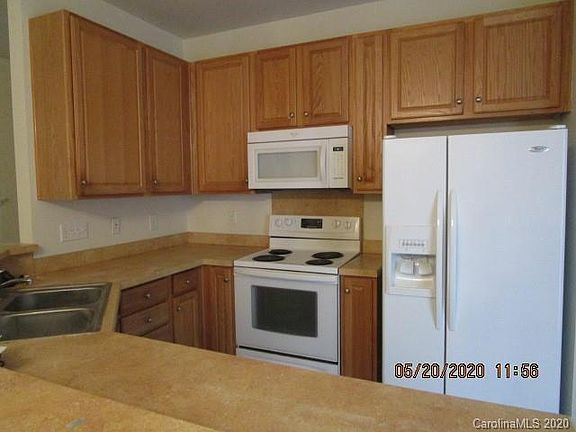 4th image of 8747 Twined Creek Ln