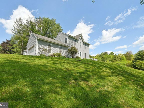5th image of 2917 Greenhill Ct
