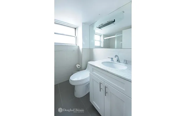 Rented by Douglas Elliman | media 28