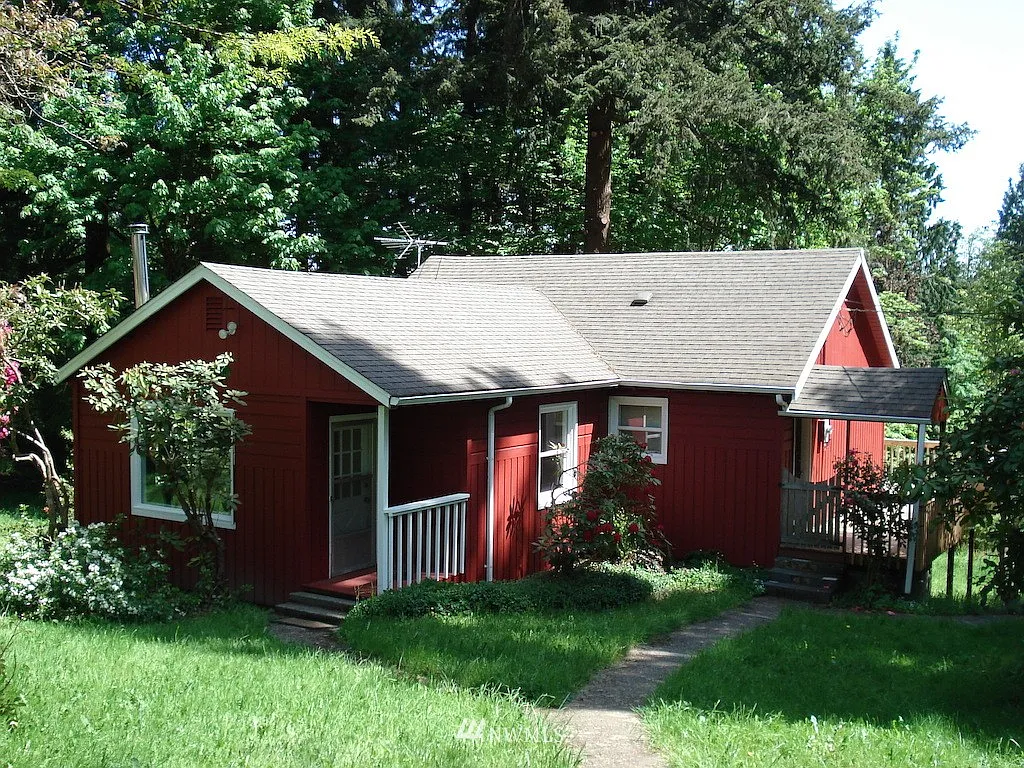 5316 Sleater Kinney Road NE photo 1