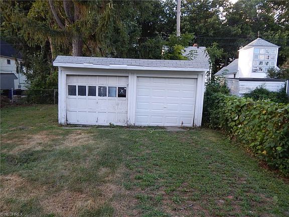 4th image of 4008 Muriel Ave