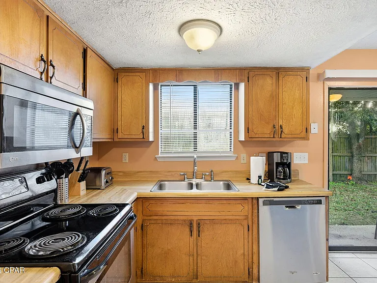 4492 E Highway 98 — Photo 12