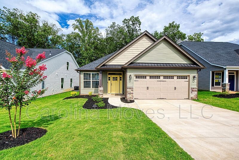 1st image of 108 Landry Ln