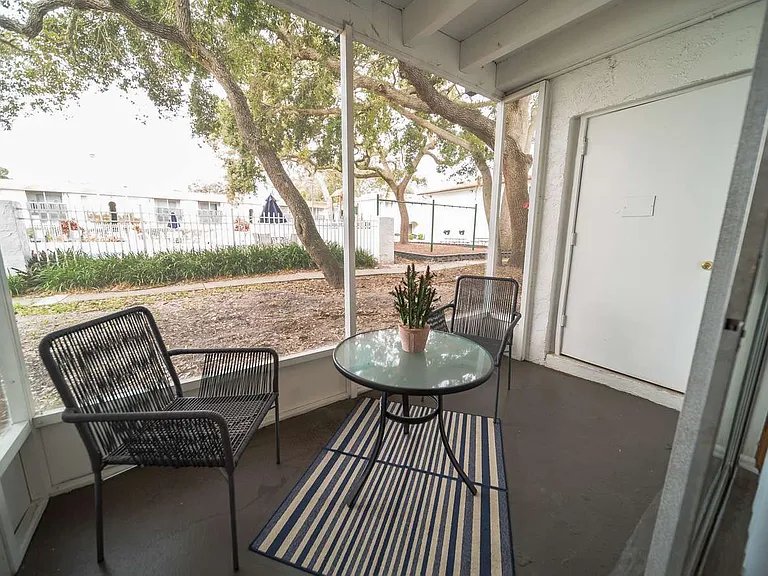 Bluestone on the Bay — Photo 7