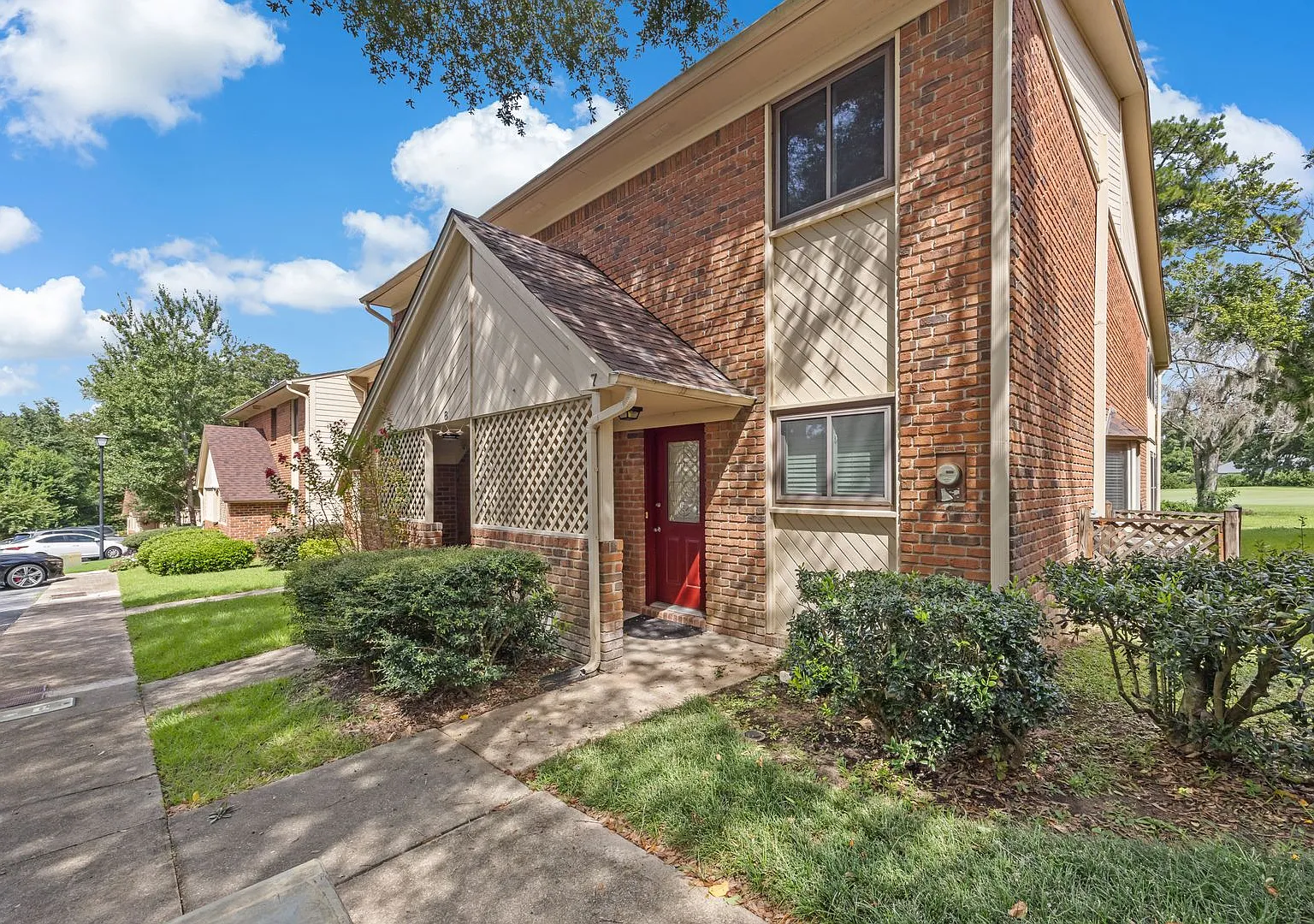 Golf Course Views in Desirable Killearn Estates Neighborhood! — Photo 1