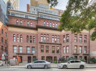 11 Saint Joseph St #1607, Toronto, ON M4Y3G4