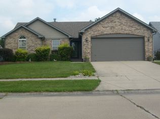 2082 Winfield Park Dr, Greenfield, IN