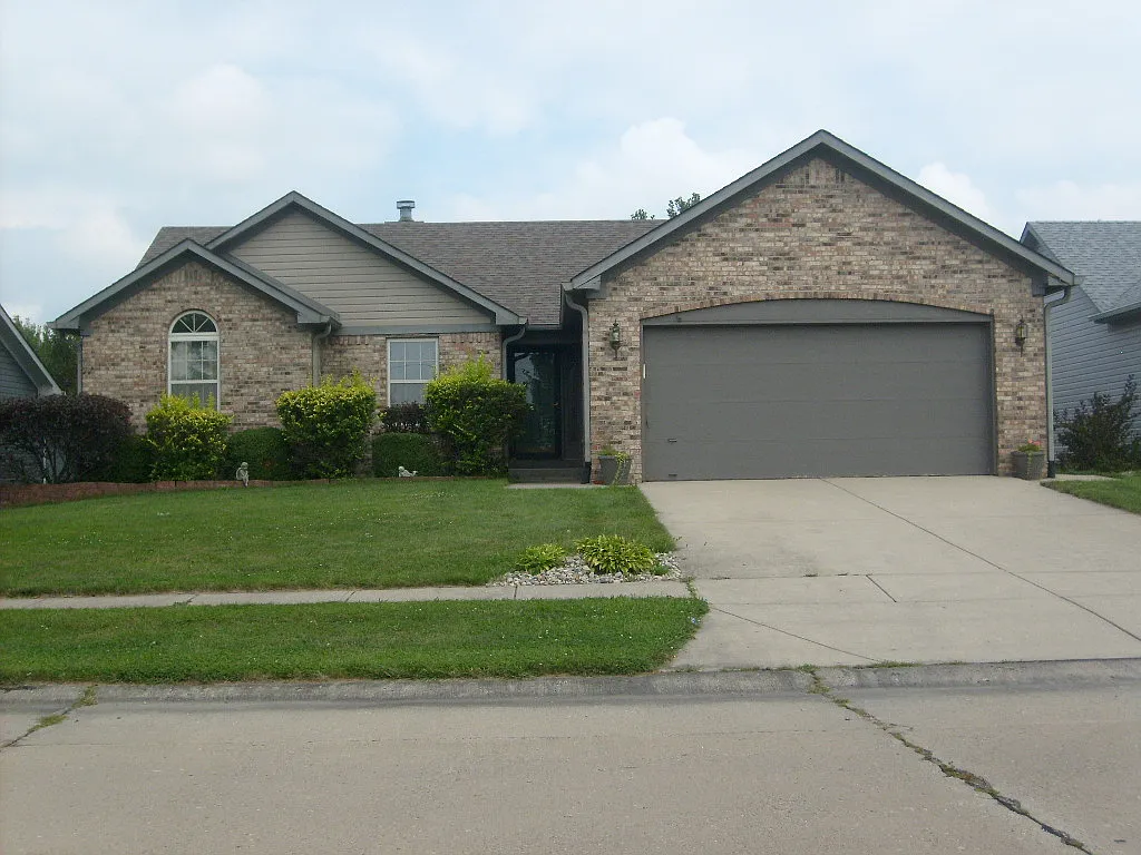 2082 Winfield Park Dr photo 1