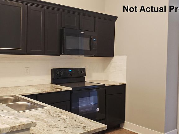 5th image of 109 Paramus Ave