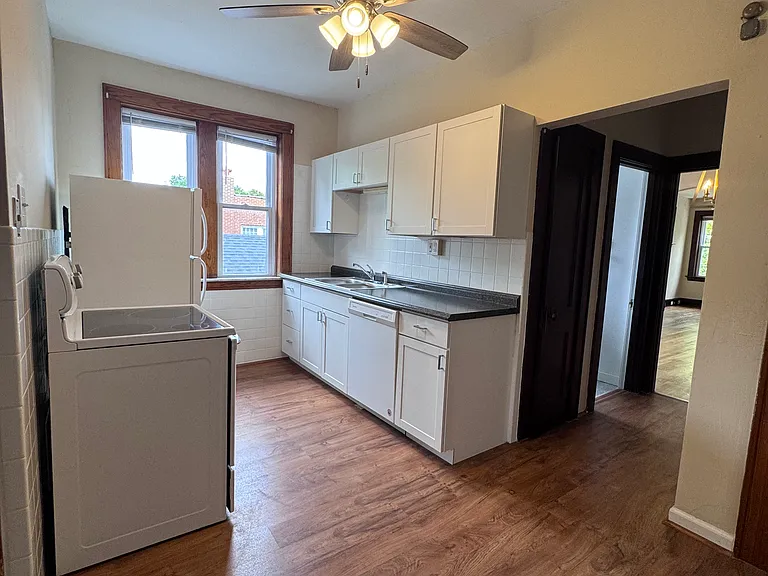 4928 Holly Hills Ave #2F — Photo 12