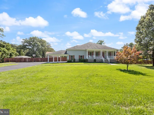 61 Magothy Beach Rd, Pasadena, MD 21122