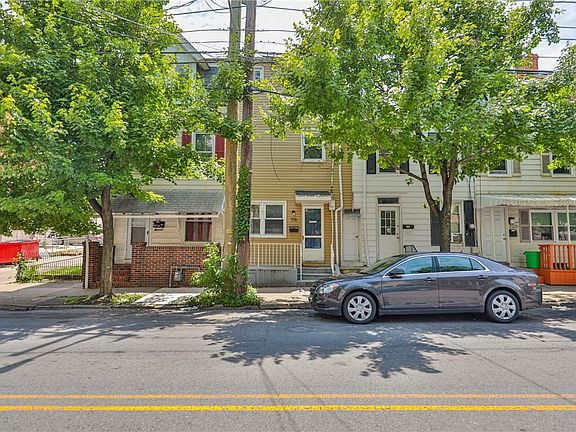 2nd image of 716 W Gordon St