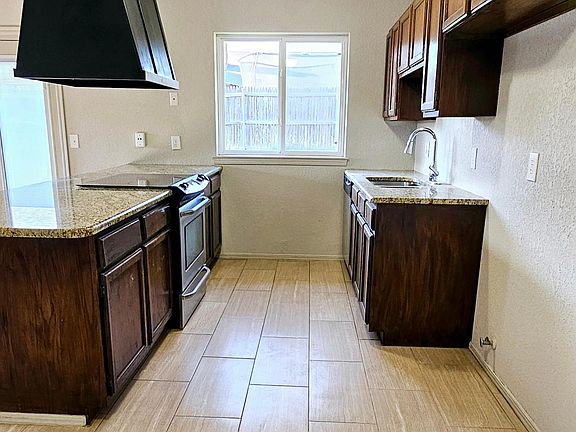 4th image of 1229 SW 101st St #1229101