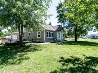 3263 Library Ln, Saint Louis Park, MN 55426