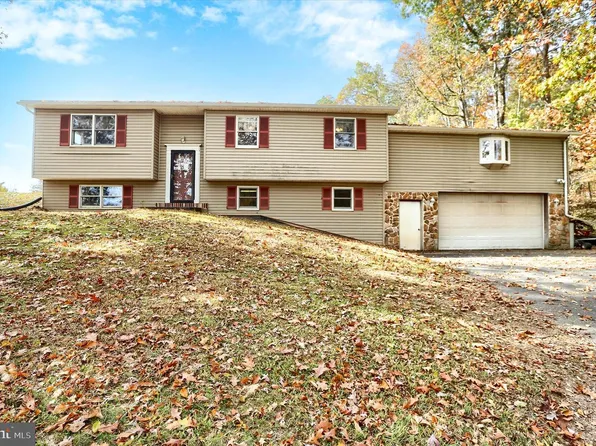 50 David Dr, Halifax, PA 17032