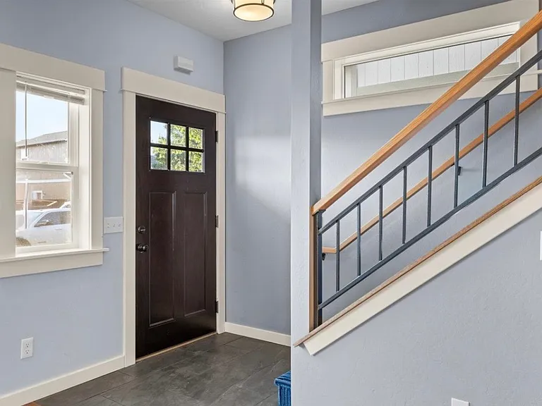 245 Wintersage Cir — Photo 5